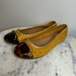 Clarks Mustard and Tortoise Shell Flats